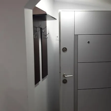 Varchev 2 Appartamento *