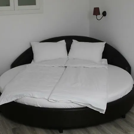 Apartman Varchev 2 *